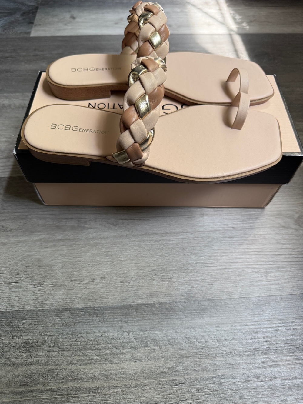 BCBGENERATION SANDALS! - Picture 3 of 9
